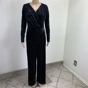 H&m black velvet long sleeve wide leg romper New size Small jumper jumpsuit